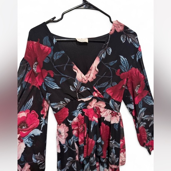 Ember Floral Black and Red Tiered Dress - Picture 3 of 7